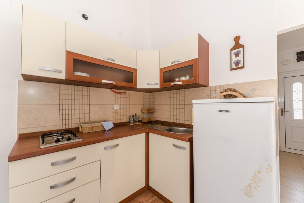 Paula Apartments Vir Eksteriør billede